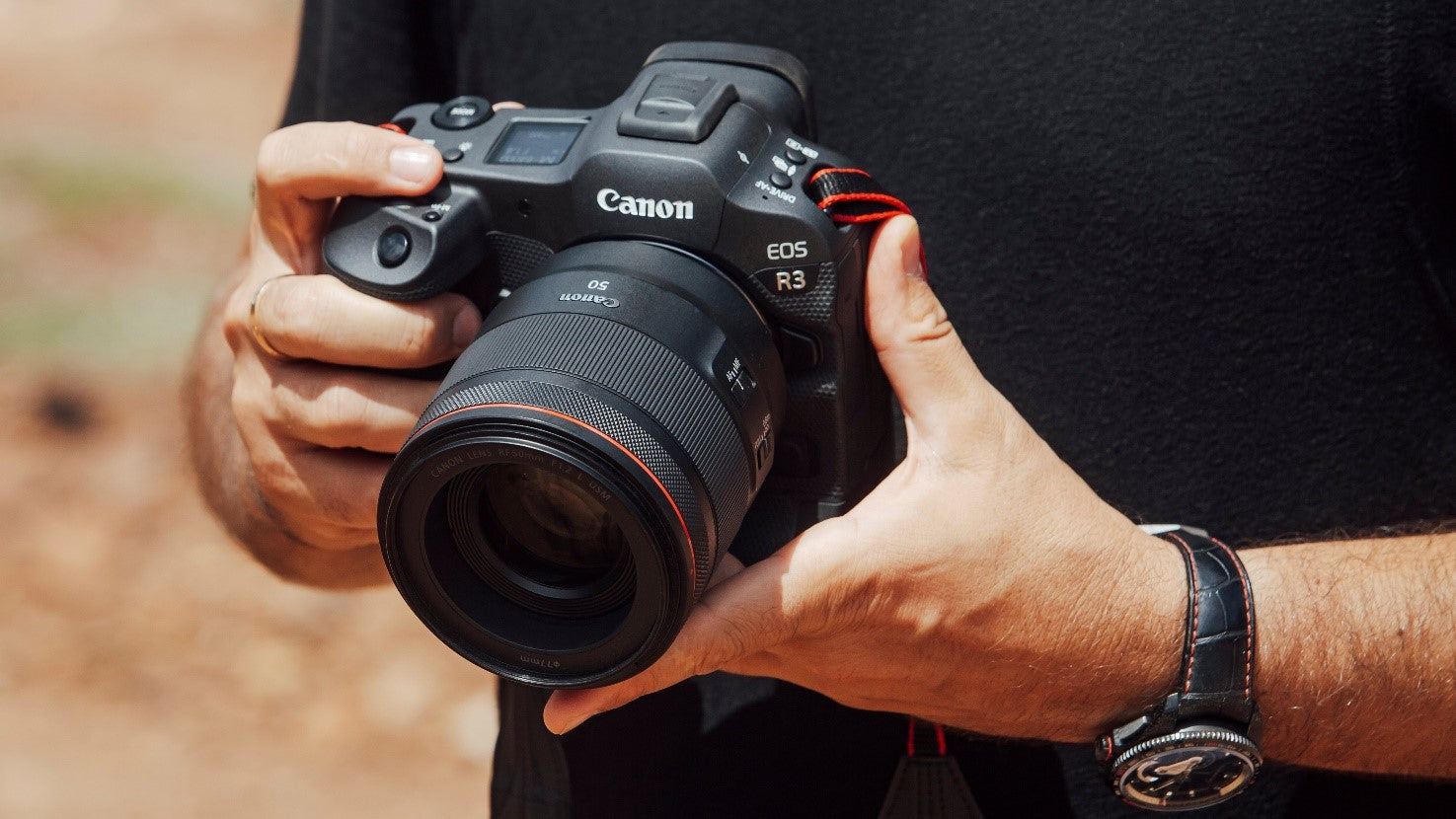 Cámara Mirrorless Profesional: R3