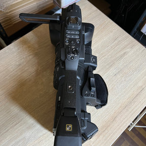 Cámara de video profesional Canon XF300 de alta gama (2da mano)